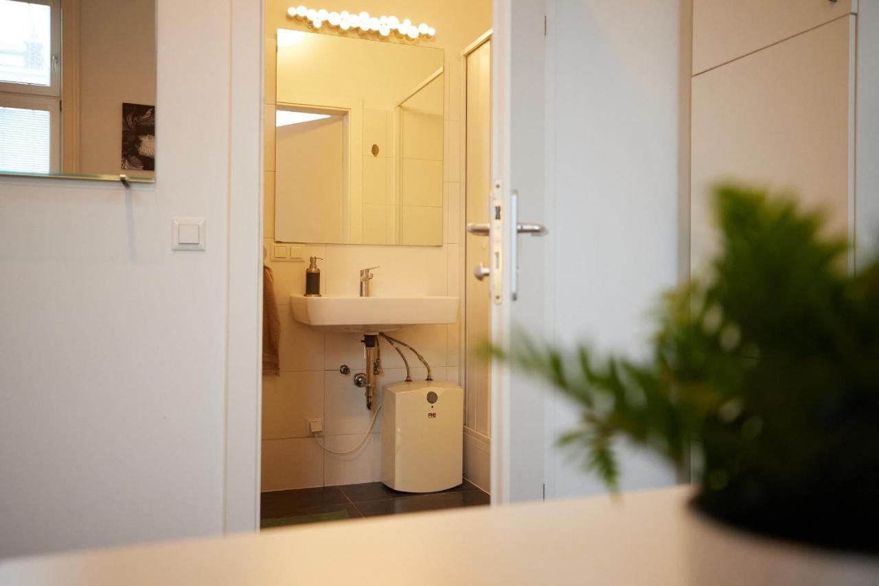 Nice Studio Close To Metro III Vienne Extérieur photo