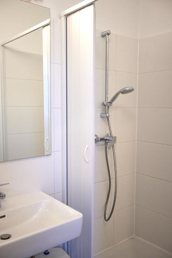 Nice Studio Close To Metro III Vienne Extérieur photo