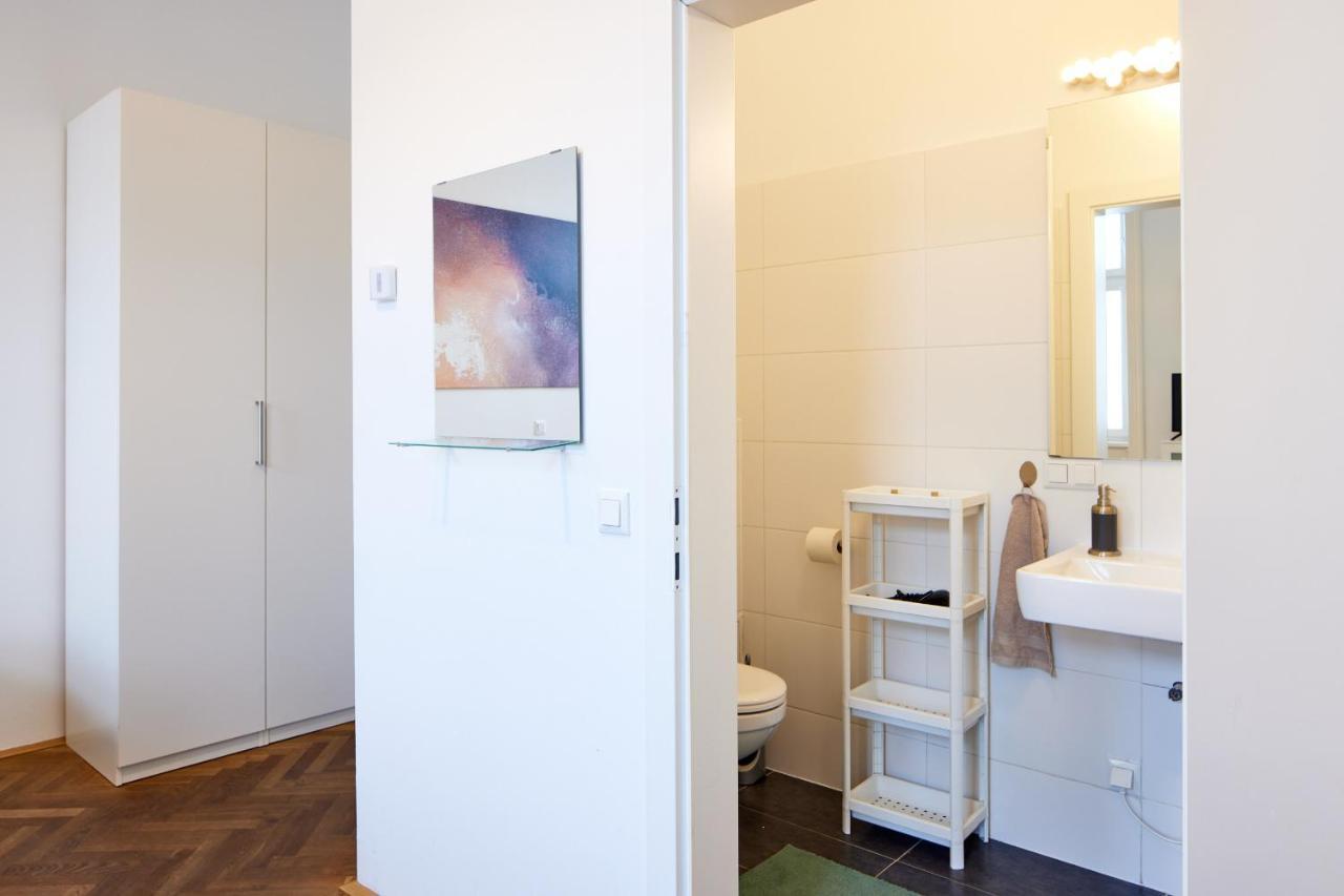 Nice Studio Close To Metro III Vienne Extérieur photo